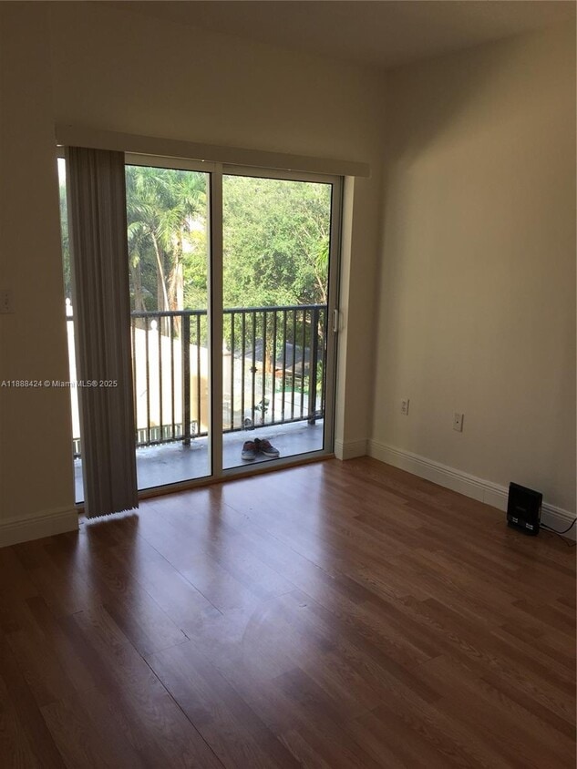 Foto principal - 3410 Coral Wy