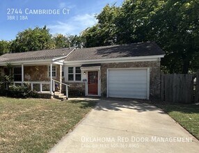 Building Photo - 2744 Cambridge Ct