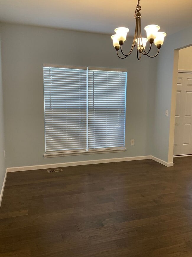 Foto del edificio - 104 Forest Oaks Dr