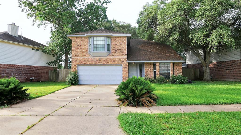 Foto principal - 1203 Brook Grove Dr