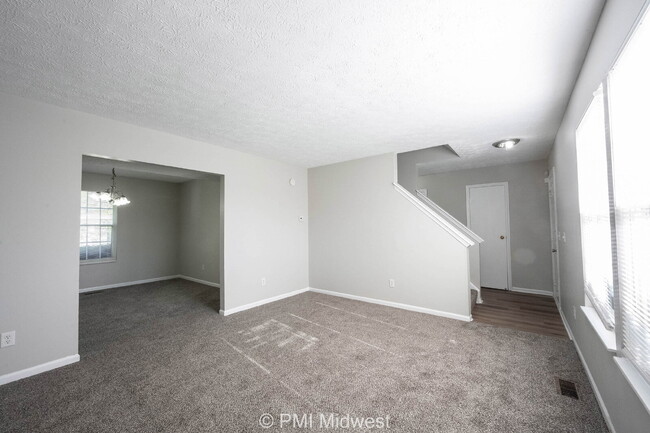 Foto del edificio - "Spacious 4-Bedroom Gem on Pillory Drive w...