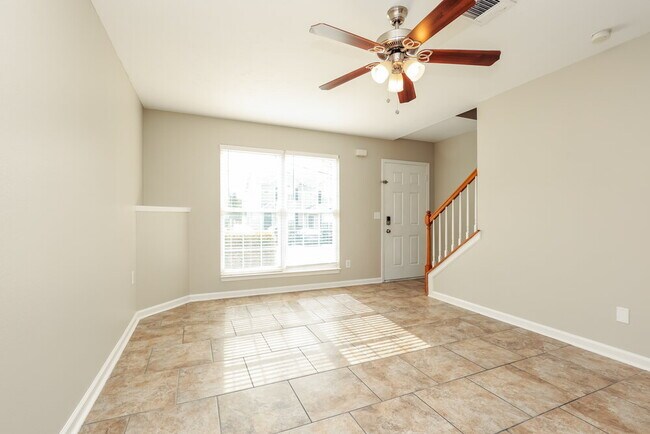 Building Photo - 8031 Logan Dr
