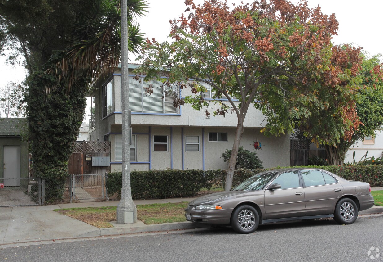 Primary Photo - 1933 17th St