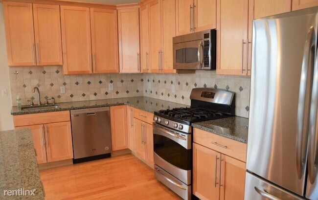 Building Photo - 2 br, 2 bath Condo - 2350 Route 33