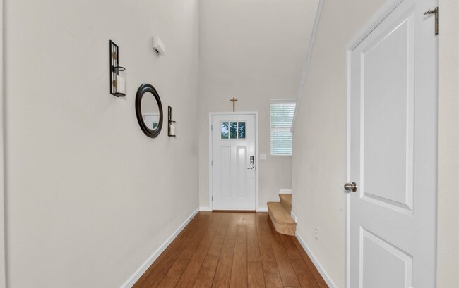 Foto del edificio - 3358 Nova St NE