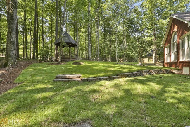 Building Photo - 455 Birkdale Dr