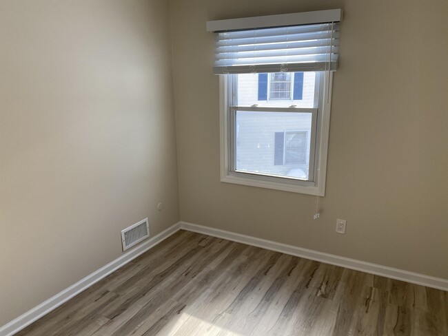 Foto del edificio - 15 Heron Way S