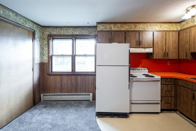 Building Photo - 7 105th St