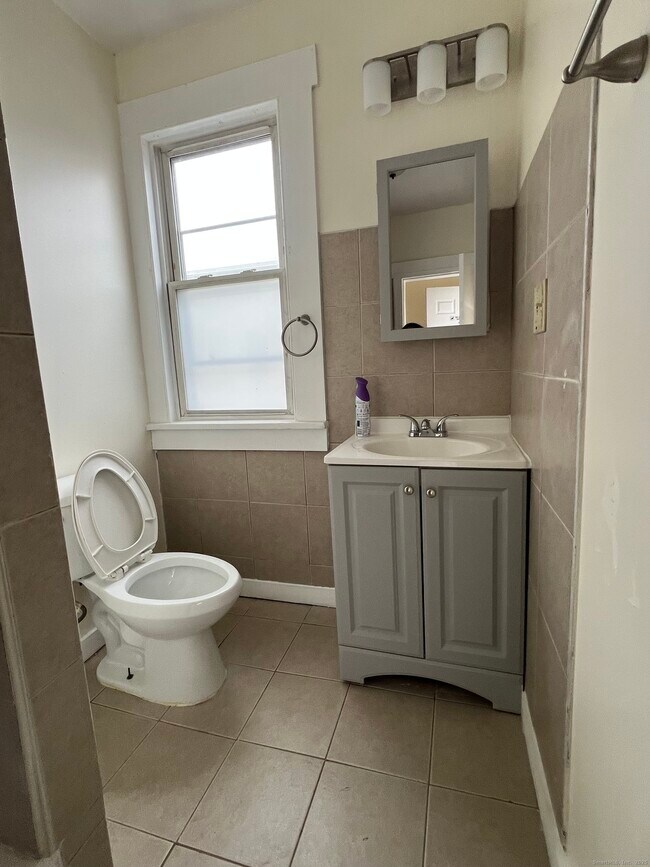 Building Photo - 109 Elizabeth St