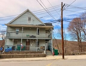 Building Photo - 30 Rockland St