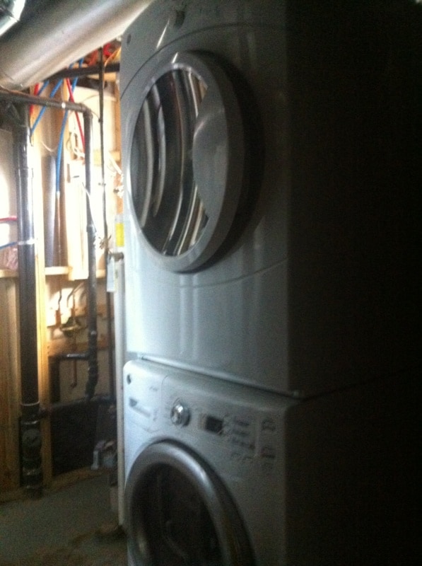 Photo du bâtiment - 12407 132 Av NW