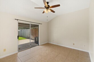 Building Photo - 5218 Beaverbrook Dr
