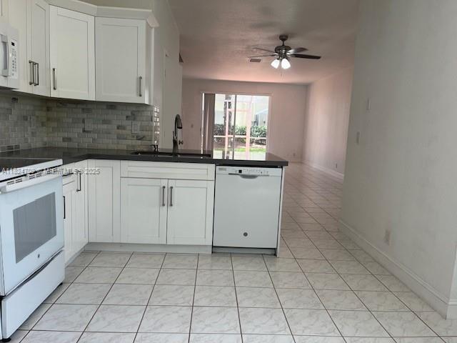 Building Photo - 2208 Ensenada Terrace