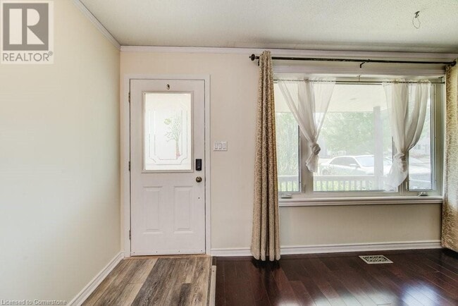 Building Photo - 90 Blackhorne Dr