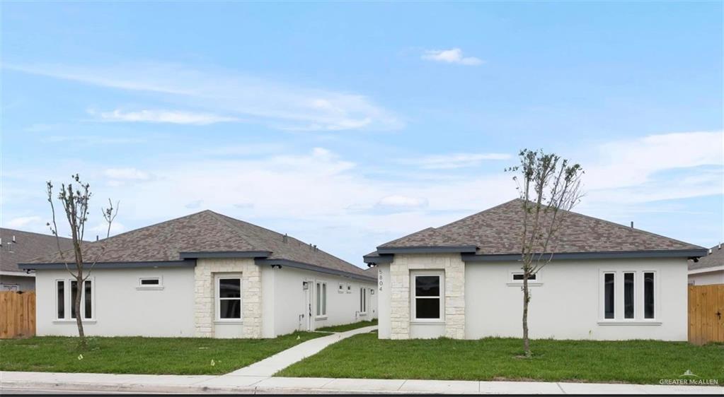 5804 Puffin Ave Unit B, Palmhurst, TX 78573 Room for Rent in