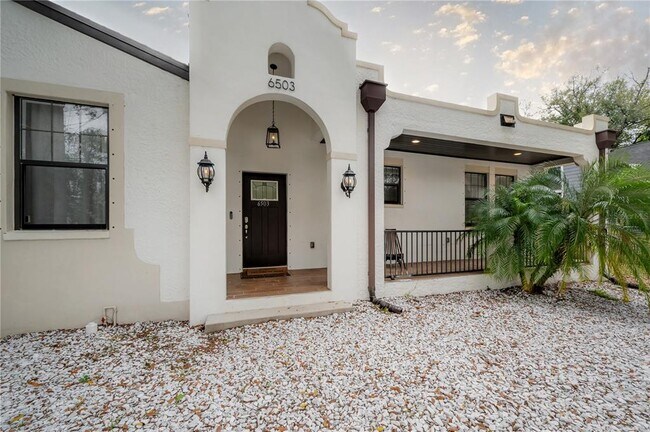 Foto del edificio - 6503 N 22nd St
