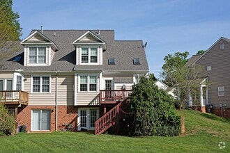 Building Photo - 2384 Ravenswood Ct