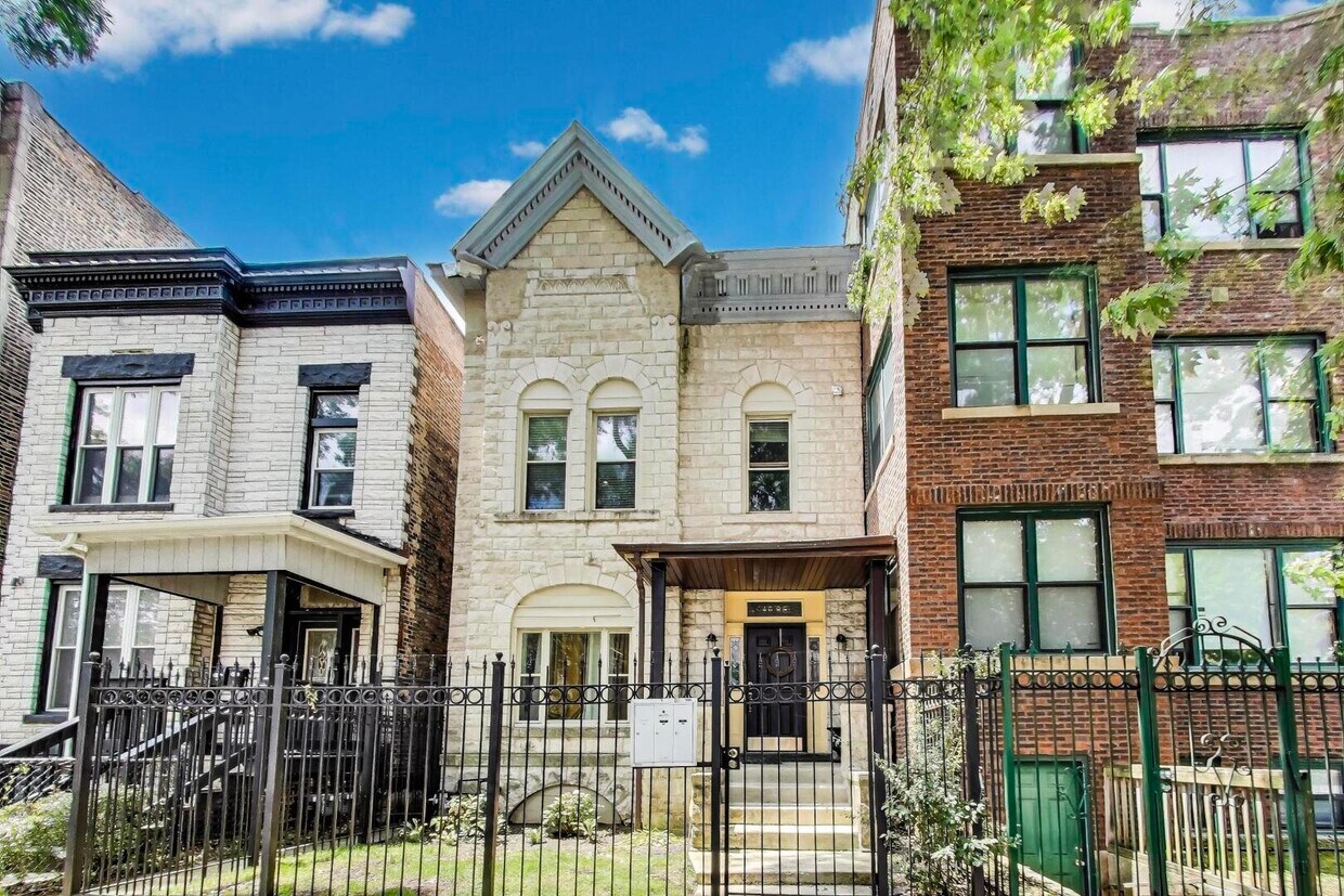 Foto principal - 4628 S Evans Ave
