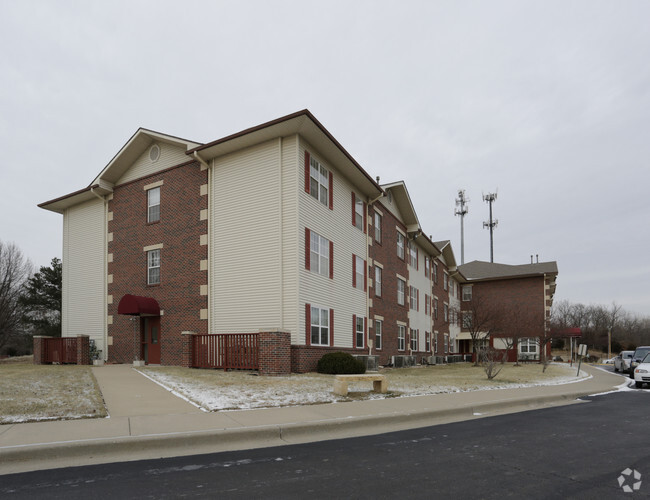 Foto del edificio - Tremont Place Senior Apartments