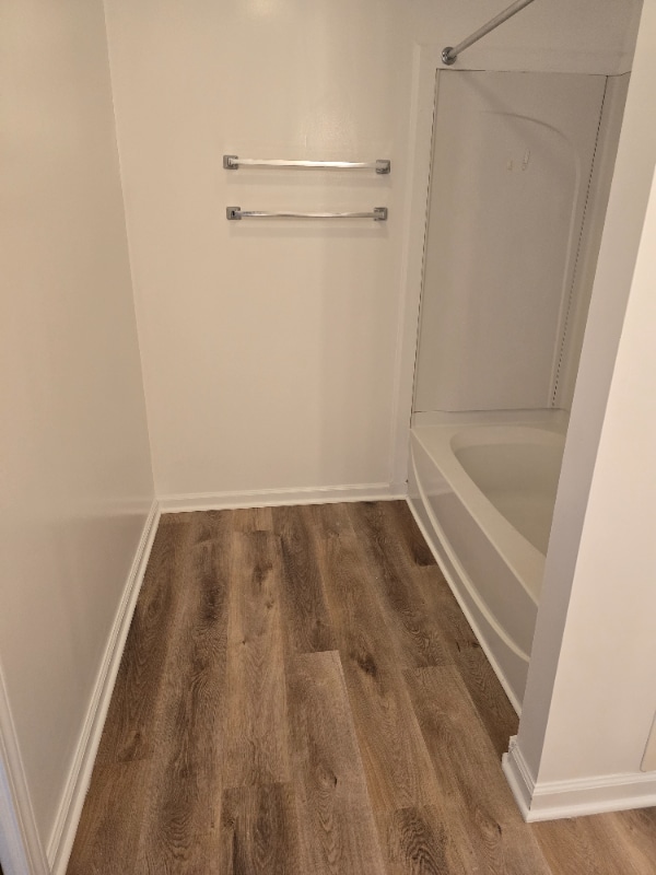 Foto del edificio - 1384 Pondview Ave