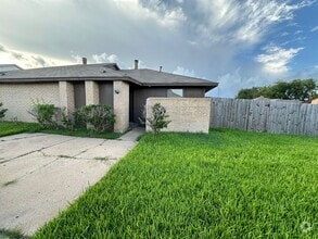 Building Photo - 5434 Parkridge Dr