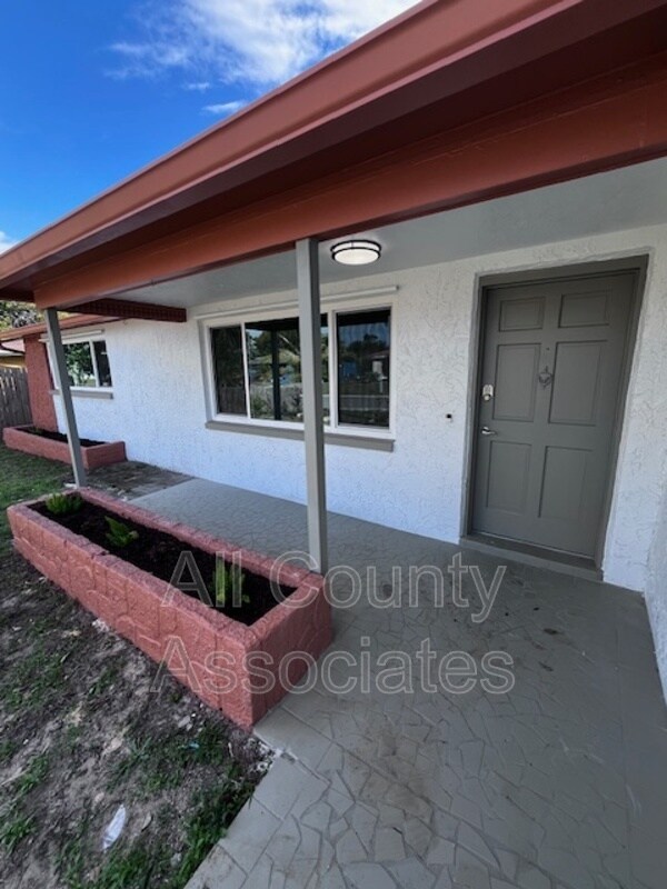 Building Photo - 7628 Dale Dr