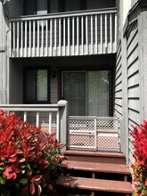 Building Photo - 207 New York Ranch Rd