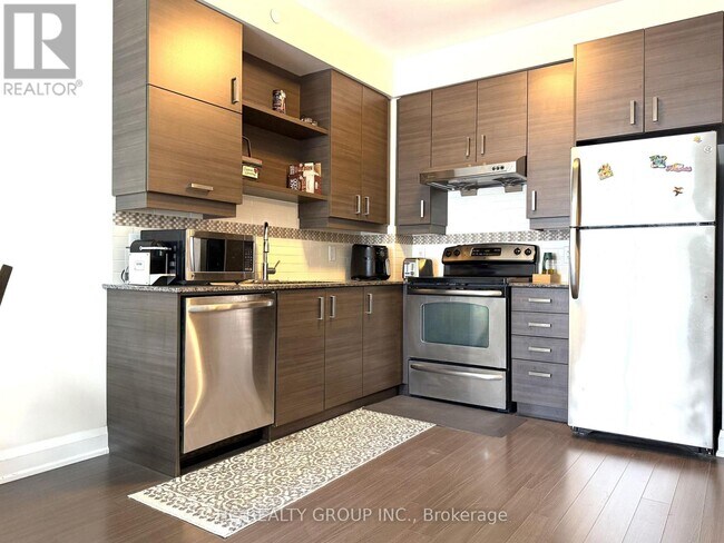 Building Photo - 8228 Birchmount Rd