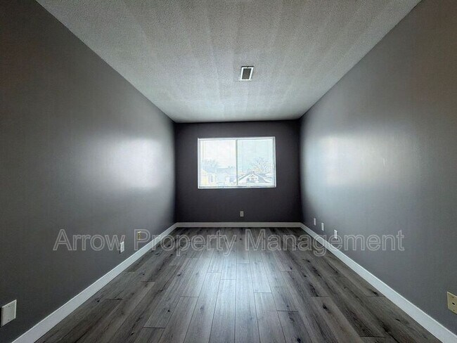 Foto del edificio - 1111 E Street