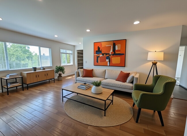 Building Photo - 2249 Bonar St