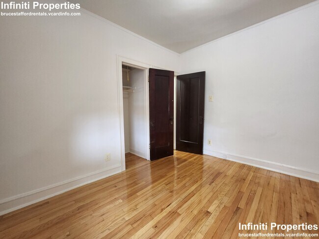Foto del edificio - 8300 S May St