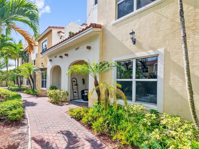Foto del edificio - 12417 NW 17th Manor