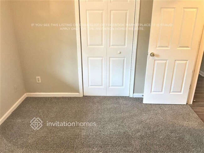 Foto del edificio - 120 Myrtle Grove Ln
