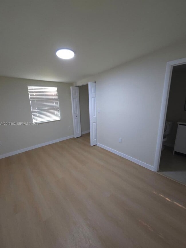 Foto del edificio - 720 NW 33rd Terrace