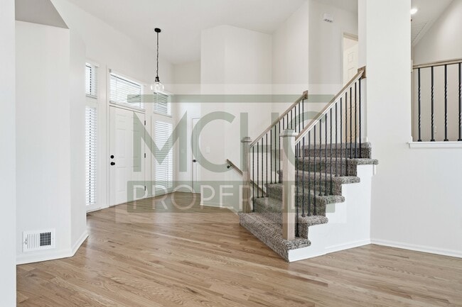 Building Photo - 15239 Goodman St