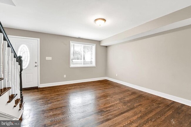 Building Photo - 4912 Pembridge Ave