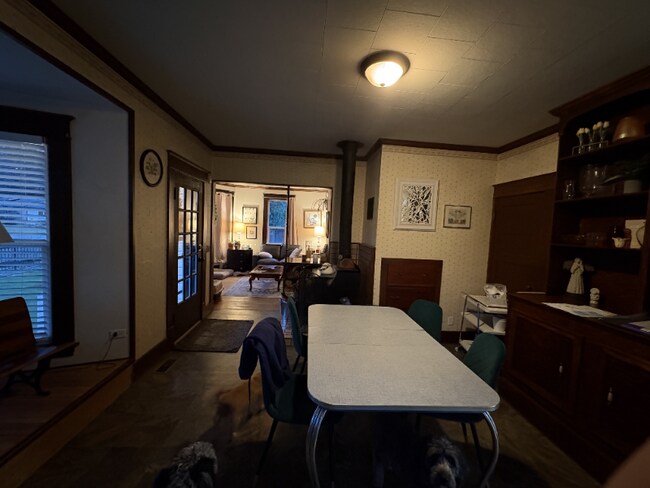 Foto del edificio - 221 Eldredge Ave SW