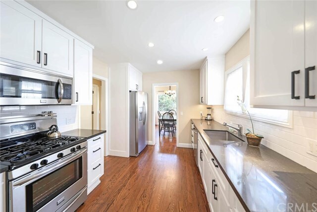 Building Photo - 485 Thalia St