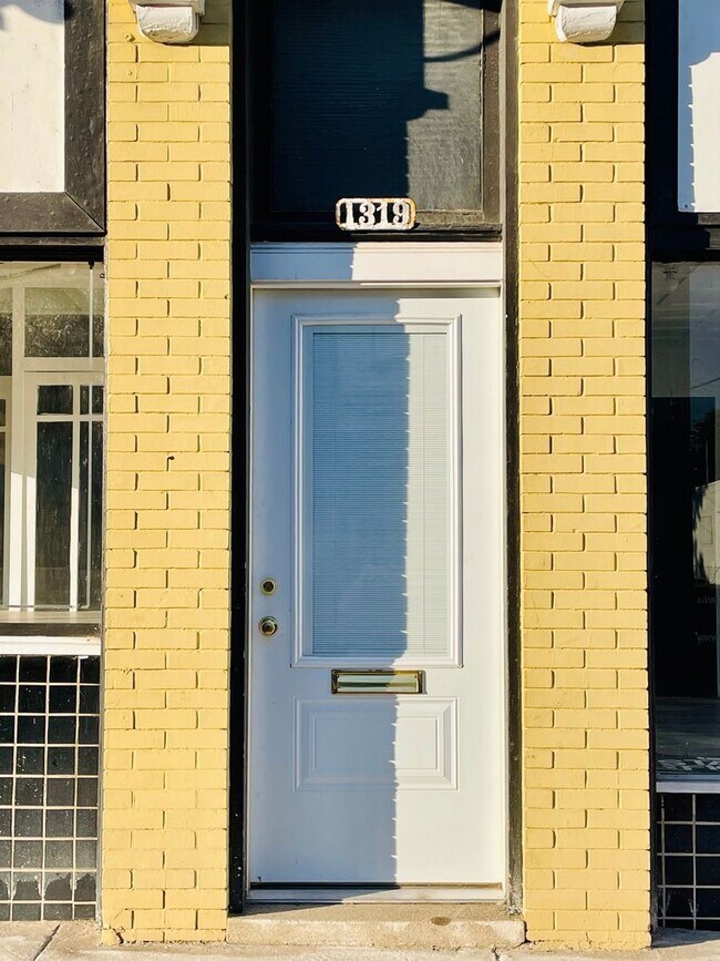 Foto del edificio - 1311 Central Building