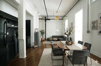 Building Photo - 885 Park Ave