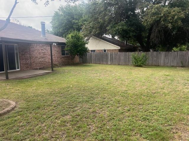 Building Photo - 6402 Walnut Springs Dr