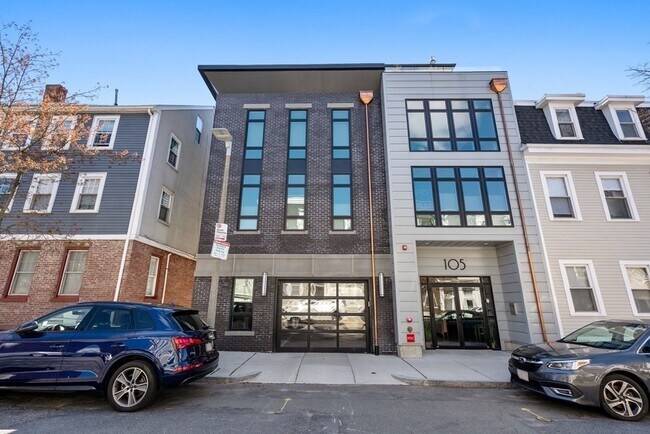 Building Photo - 105 W 3rd St