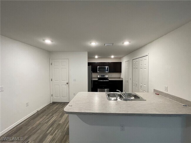 Foto del edificio - 3207 NE 14th Ave