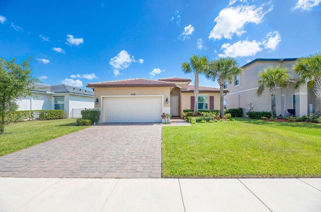 Foto del edificio - 8148 NW Greenbank Cir