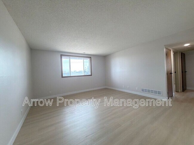 Foto del edificio - 535 W Saunders Ave