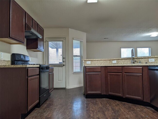Building Photo - 6223 El Granate Dr