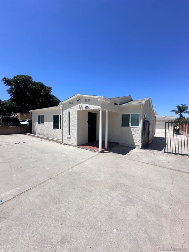 Building Photo - 230 55th St