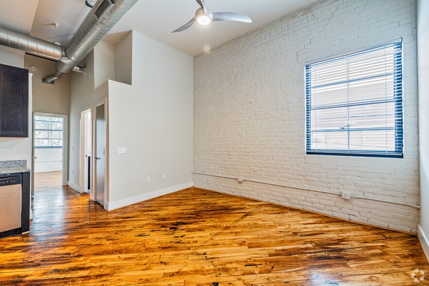 Imperial Tobacco Lofts - 1220 Commerce St Lynchburg, VA 24504