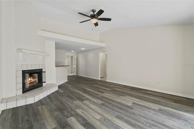 Building Photo - 3612 Biscayne Dr