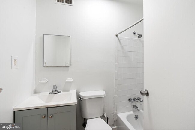 Foto del edificio - 864 N 42nd St